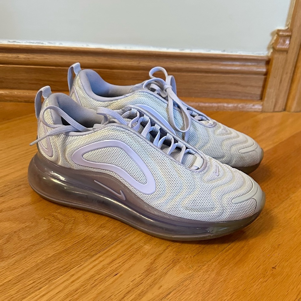 Nike Air Max 720 Running Sneakers Women Size 7 Oxygen Purple White Comfort Shoes